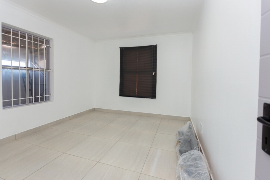 4 Bedroom Property for Sale in Mykonos Western Cape
